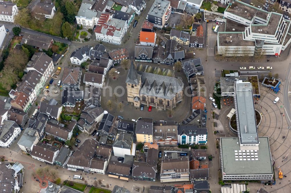 Mettmann from the bird's eye view: View of the market in Mettmann in the state of North Rhine-Westphalia