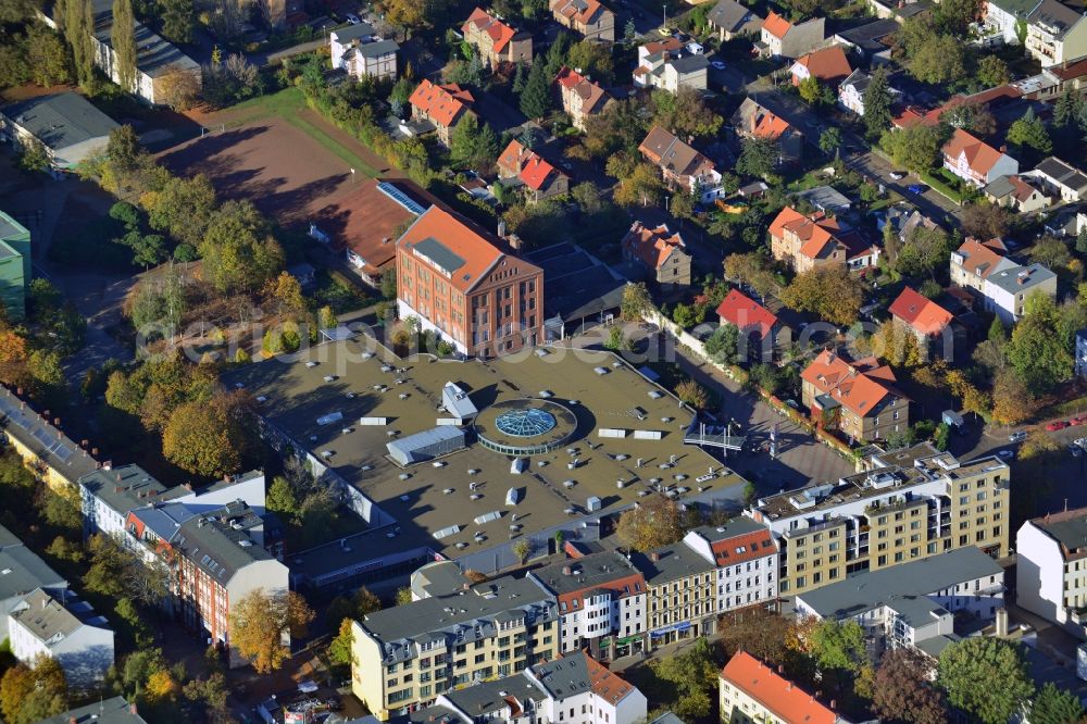 Aerial photograph Berlin OT Adlershof - View of the Marktpassagen Adlershof in Berlin