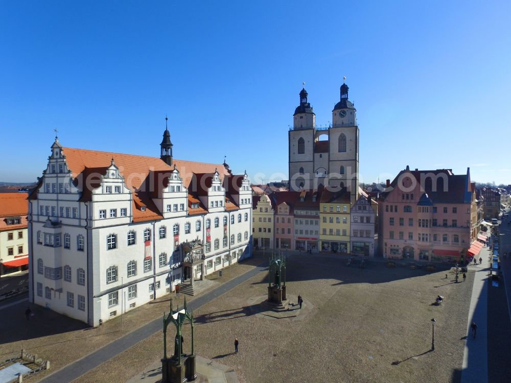 Aerial photograph Lutherstadt Wittenberg - Square with the old town hall and the St. Mary's Church in Wittenberg in Saxony-Anhalt