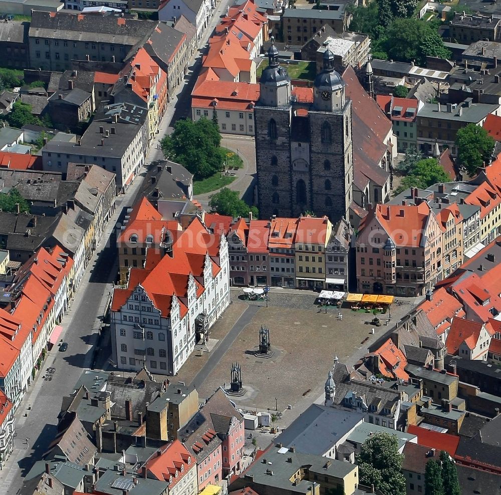 Aerial photograph Lutherstadt Wittenberg - Square with the old town hall and the St. Mary's Church in Wittenberg in Saxony-Anhalt