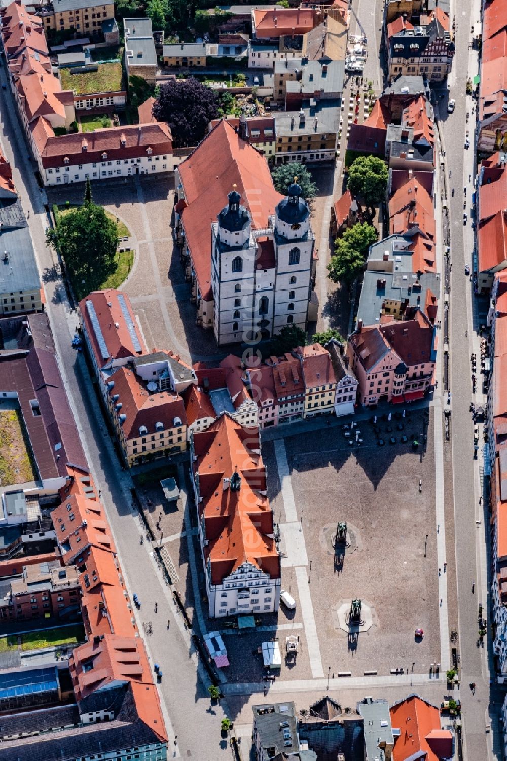 Aerial photograph Lutherstadt Wittenberg - Square with the old town hall and the St. Mary's Church in Wittenberg in Saxony-Anhalt