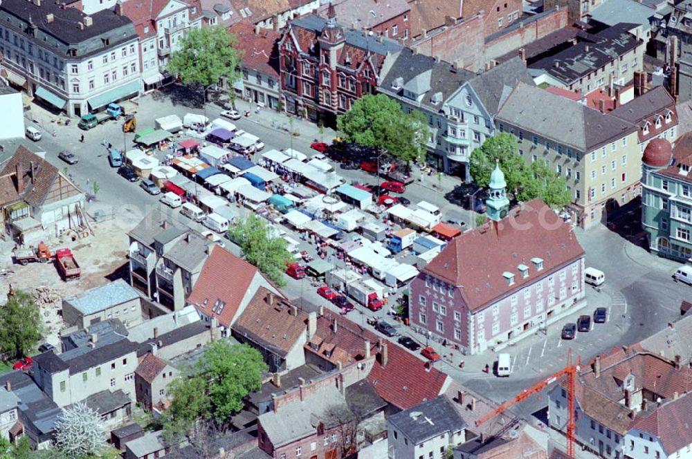 Finsterwalde from the bird's eye view: 04.05.1995 Marktplatz Finsterwalde