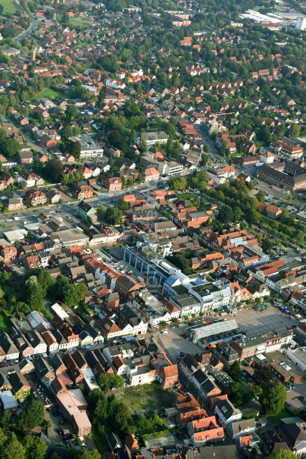 Aerial image Aurich - Ensemble space on Marktplatz in the inner city center in Aurich in the state Lower Saxony