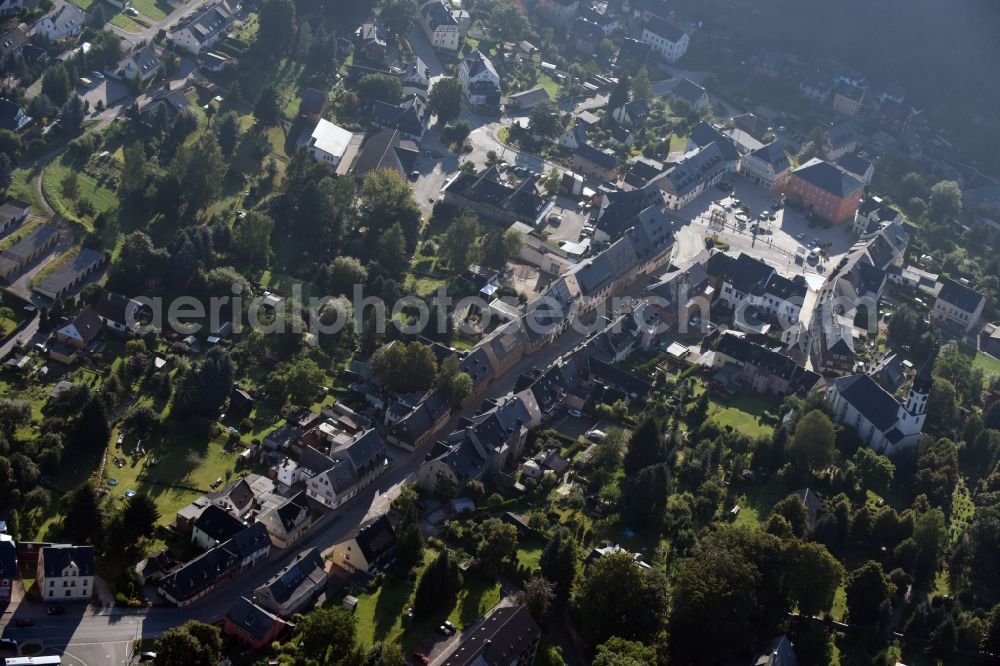 Aerial photograph Hartenstein - Ensemble space Marktplatz in the inner city center in Hartenstein in the state Saxony