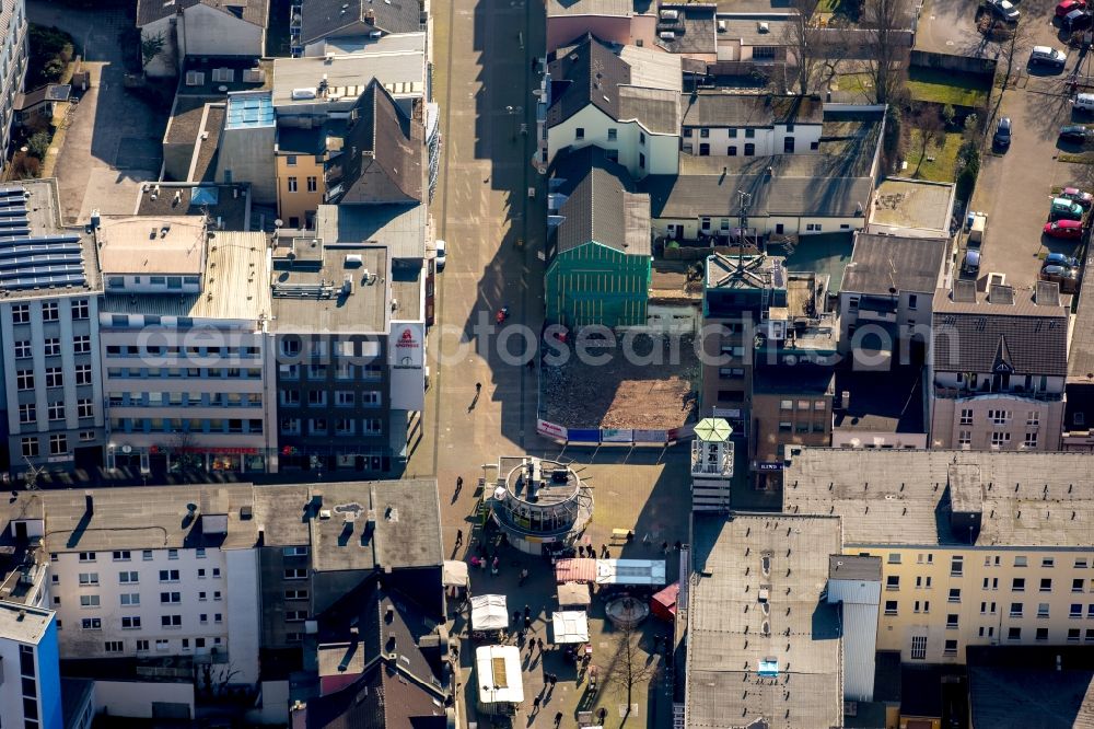 Oberhausen from the bird's eye view: Market square at the corner of Bahnhofstrasse and Steinbrinkstrasse in the center of the borough of Sterkrade in Oberhausen in the state of North Rhine-Westphalia