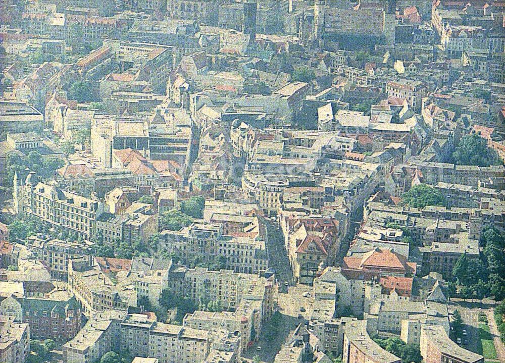 Halle / Saale from the bird's eye view: Marktplatz im Stadtzentrum von Halle an der Saale in SA.