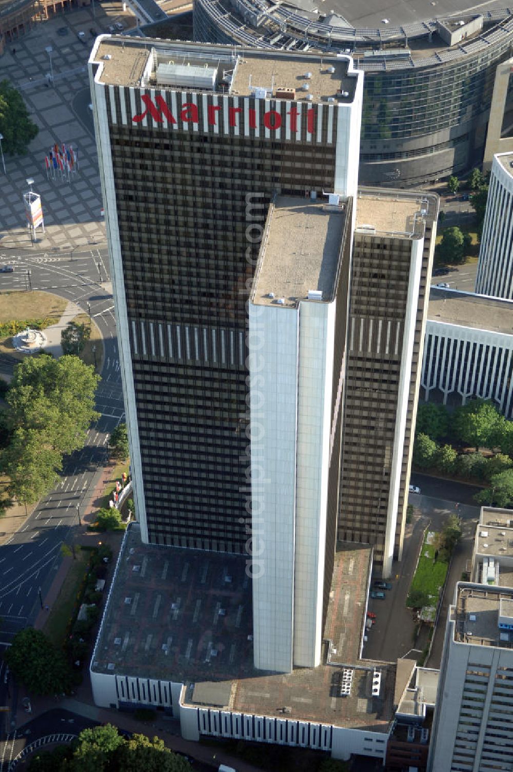 Aerial photograph Frankfurt am Main - Marriott Hotel, Hamburger Allee 2, 60486 Frankfurt, Tel. +49(0)69 7955 0, Fax +49(0)69 7955 2432