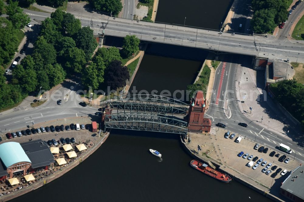 Aerial image Lübeck - The Marstall bridge a lift bridge over the Elbe-Luebeck-Canal in Luebeck in the state Schleswig-Holstein