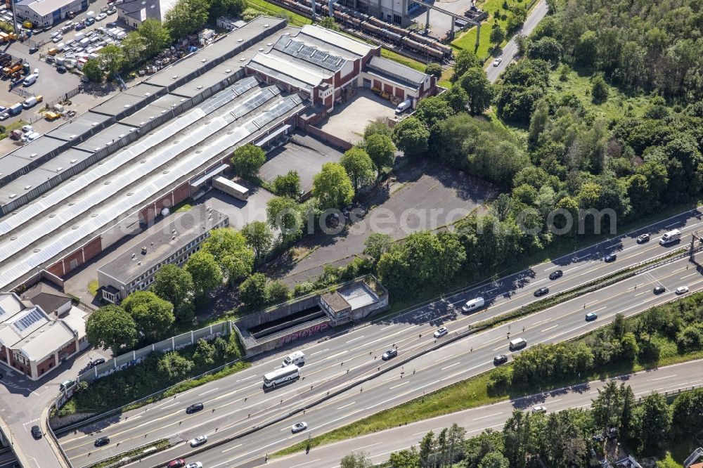 Köln from the bird's eye view: Buildings and production halls on the site of the mechanical engineering company Sausen Maschinenbau GmbH in Cologne in the state North Rhine-Westphalia, Germany