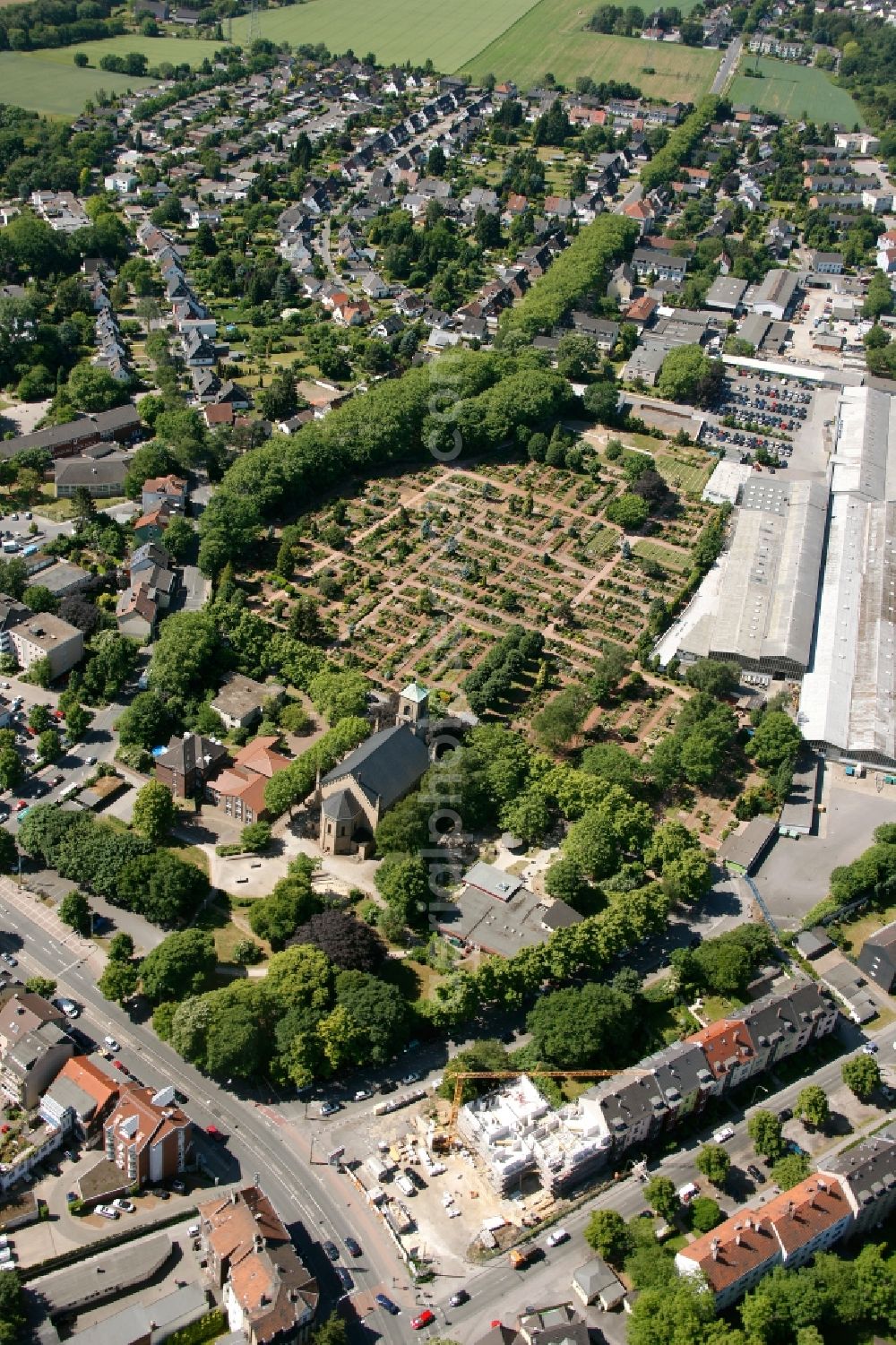 Bochum OT Weitmar from the bird's eye view: View of the Matthäus church in the district of Weitmar in Bochum in the state North Rhine-Westphalia