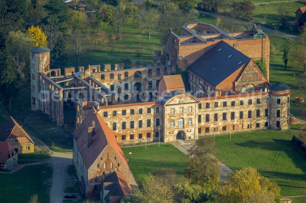 Dargun from the bird's eye view: Ruins - Walls of the monastery and palace complex Dargun in Mecklenburg - Western Pomerania