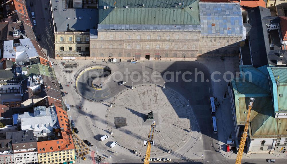 Aerial image München - View the Max-Joseph-Platz National Theatre and on the facade work at the Munich Residenz in Munich