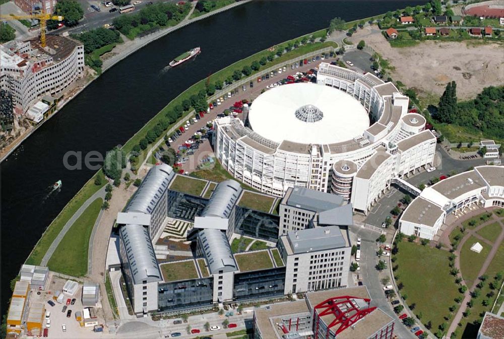 Aerial image Berlin-Moabit - Max Planck Institut der FU am Spreebogen.