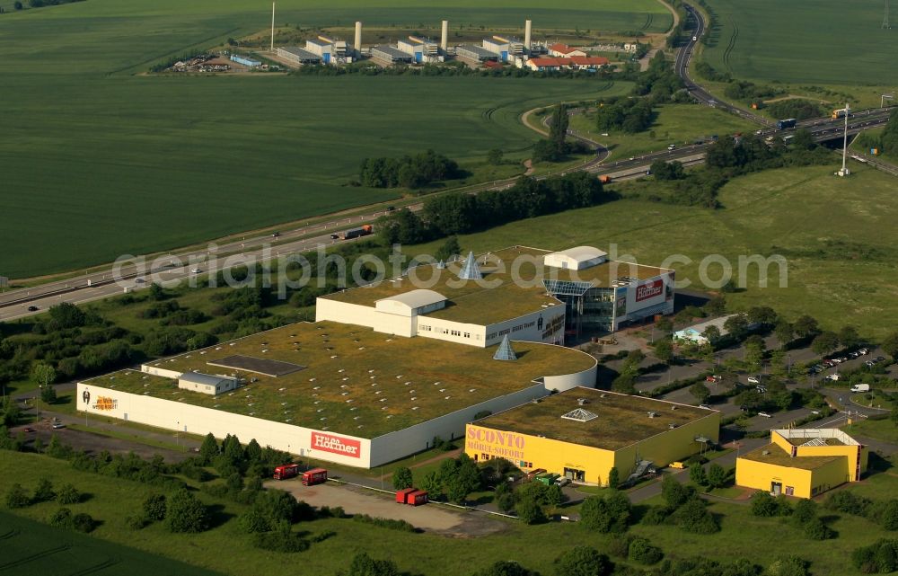 Aerial image Erfurt-Waltersleben - Right off the highway - exit Erfurt-West in Erfurt-Walterleben in the state of Thuringia is a Filliale the furniture store Hoeffner. Right next to the furniture discounter Sconto operates a market