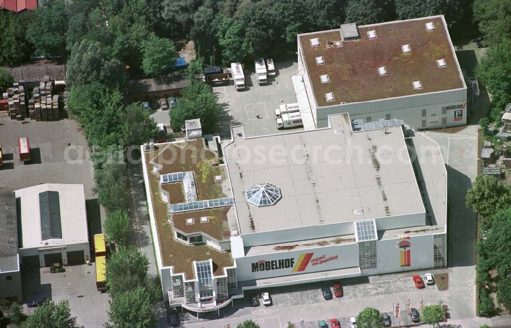 Berlin - Lichterfelde from the bird's eye view: Möbelhof Swing am Ostpreußendamm 85 in 12207 Berlin Lichterfelde. Tel.: 030 71092-0