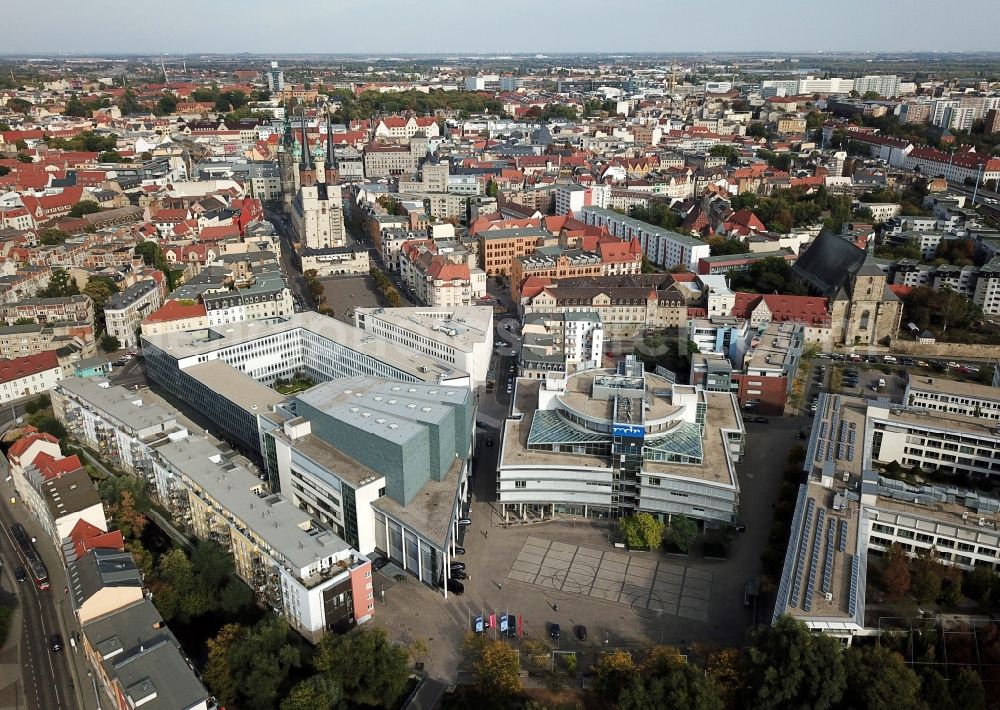 Halle (Saale) from the bird's eye view: MDR State Broadcasting House Concert Hall Haendelhalle at the peak in Halle (Saale) in Saxony-Anhalt