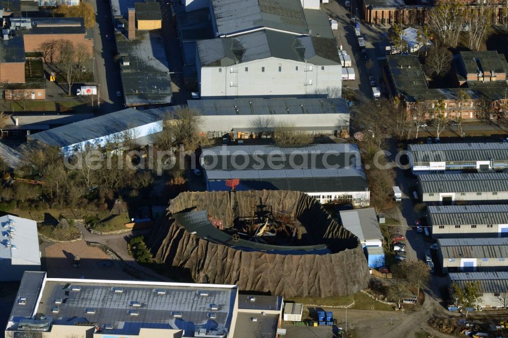 Aerial image Potsdam - View at the volcano, where stunt shows are performed, and the Metropolis Hall of Babelsberg Film Park on the grounds of the Media City Babelsberg in Potsdam in Brandenburg