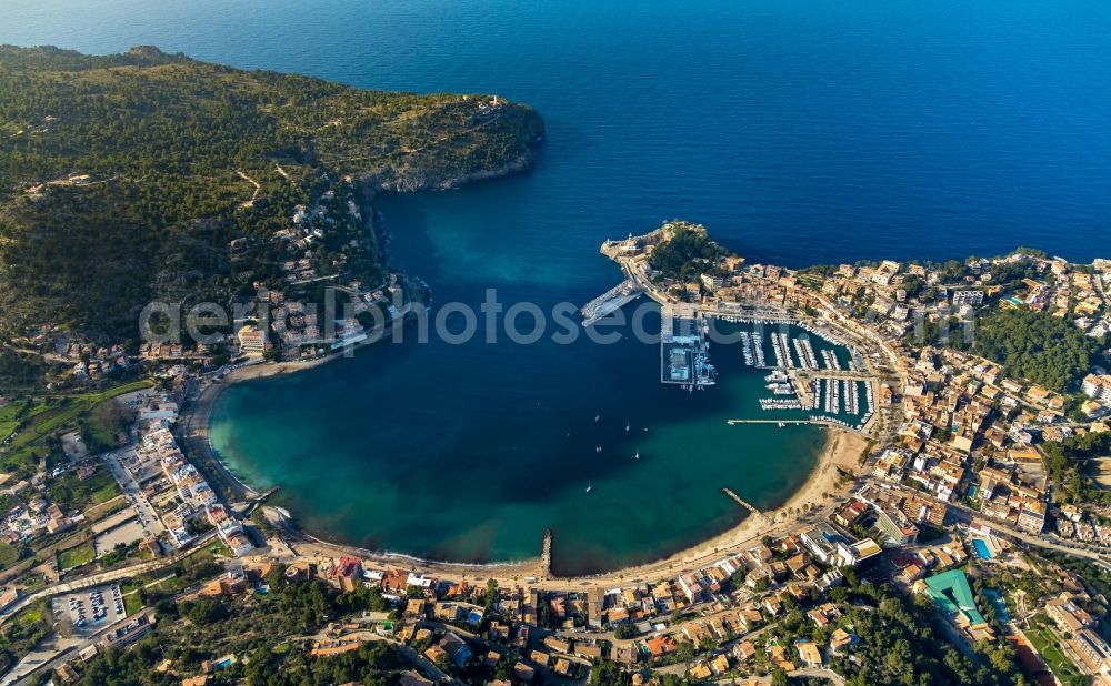 Aerial image Port de Soller - Townscape on the seacoast at the port of Port de SA?ller in Port de Soller in Balearische Insel Mallorca, Spain