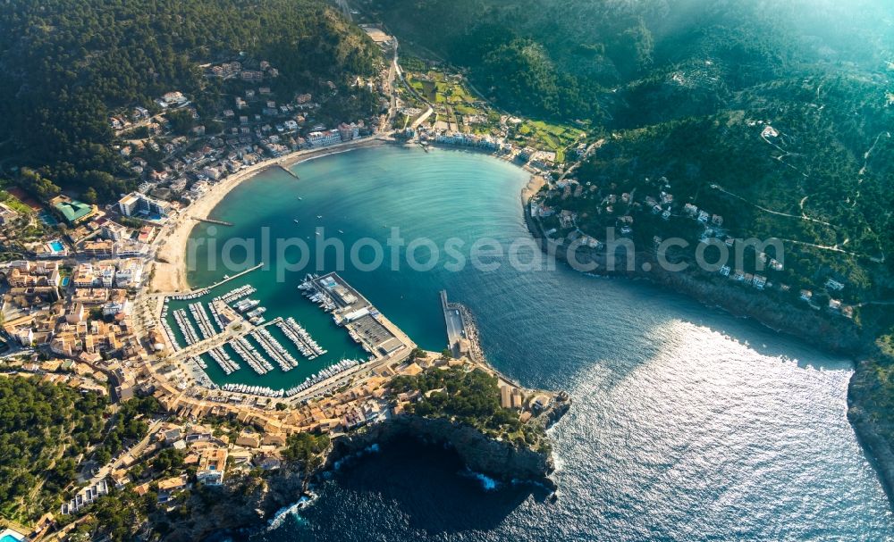 Aerial image Port de Soller - Townscape on the seacoast at the port of Port de SA?ller in Port de Soller in Balearische Insel Mallorca, Spain