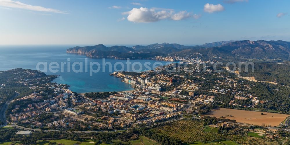 Santa Ponca from the bird's eye view: Townscape on the seacoast with Bucht in Santa Ponca in Balearische Insel Mallorca, Spain