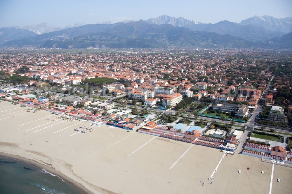 Forte dei Marmi from above - Townscape on the seacoast of Ligurian sea in Forte dei Marmi in Toskana, Italy