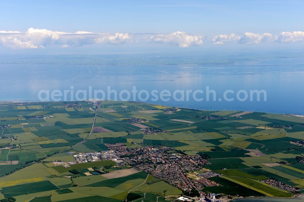 Aerial photograph Puttgarden - Townscape on the seacoast of Nordsee- Insel Fehmarn near Puttgarden in the state Schleswig-Holstein