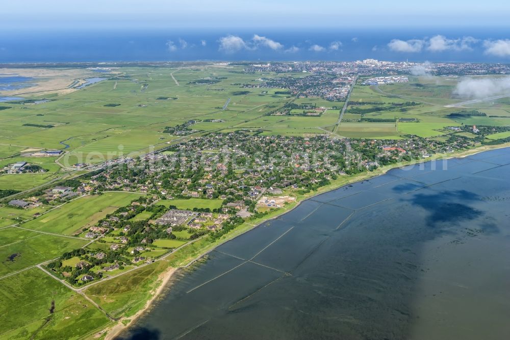 Aerial photograph Sylt-Ost - Townscape on the seacoast of North Sea in Keitum in the state Schleswig-Holstein