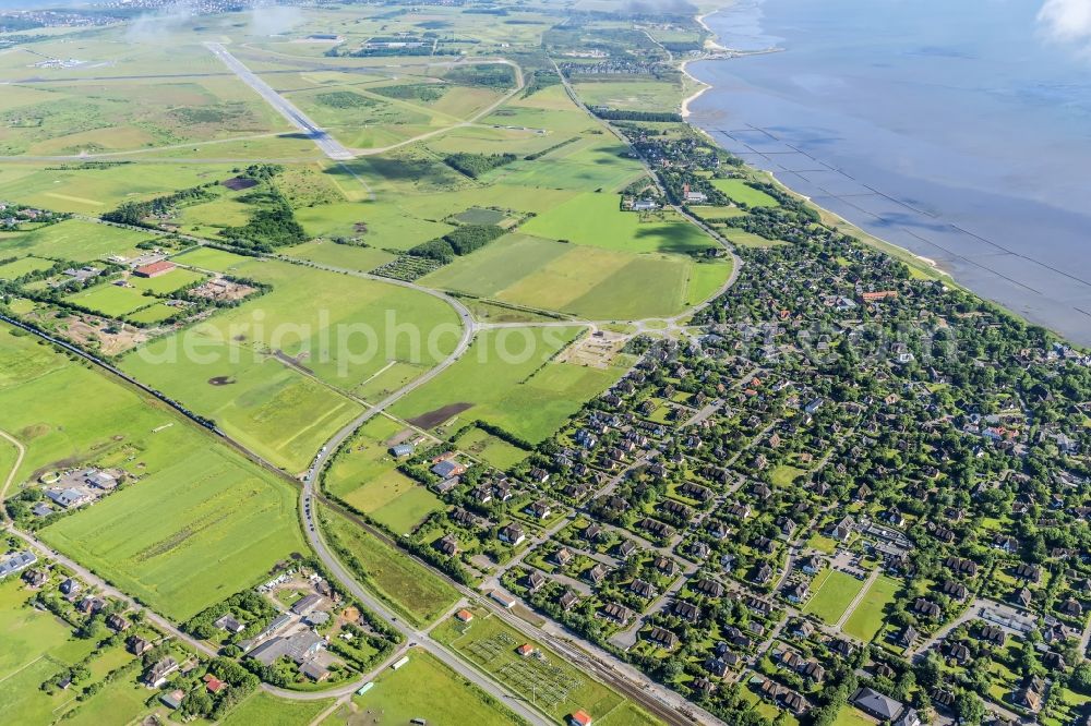 Sylt-Ost from the bird's eye view: Townscape on the seacoast of North Sea in Keitum in the state Schleswig-Holstein