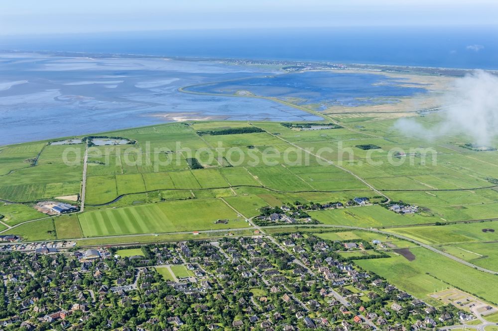 Sylt-Ost from above - Townscape on the seacoast of North Sea in Keitum in the state Schleswig-Holstein