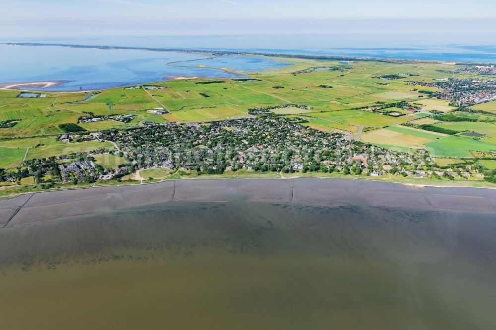 Sylt-Ost from the bird's eye view: Townscape on the seacoast of North Sea in Keitum in the state Schleswig-Holstein