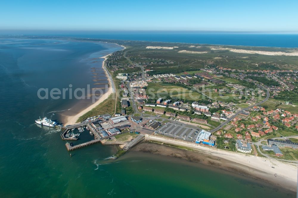 Aerial image List - Townscape on the seacoast of of North Sea in List on Sylt in the state Schleswig-Holstein