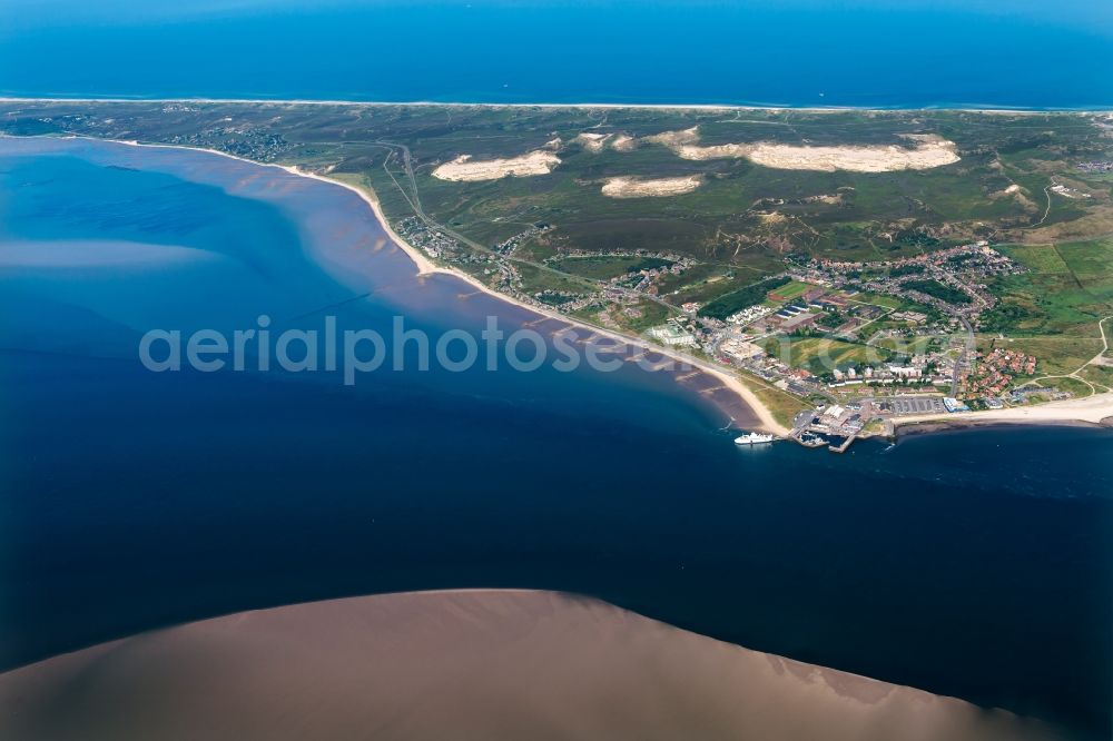 List from the bird's eye view: Townscape on the seacoast of of North Sea in List on Sylt in the state Schleswig-Holstein