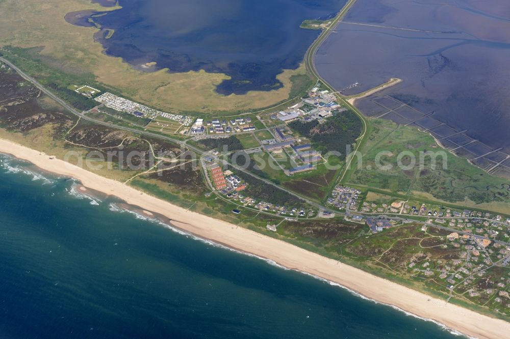 Rantum (Sylt) from the bird's eye view: Townscape on the seacoast of North Sea in Rantum (Sylt) in the state Schleswig-Holstein