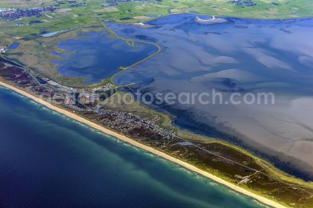 Sylt from the bird's eye view: Townscape on the seacoast of North Sea in Rantum (Sylt) in the state Schleswig-Holstein