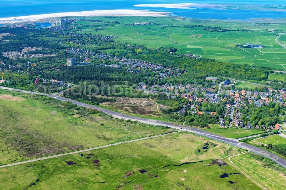 Sankt Peter-Ording from above - Townscape on the seacoast of North Sea in Sankt Peter-Ording in the state Schleswig-Holstein