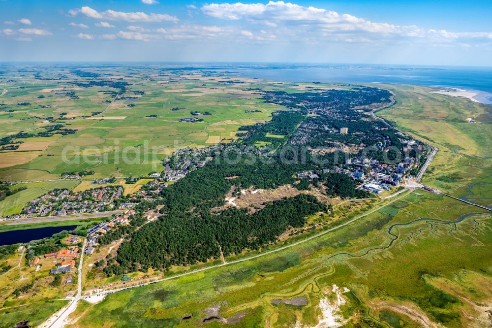 Sankt Peter-Ording from above - Townscape on the seacoast of North Sea in Sankt Peter-Ording in the state Schleswig-Holstein