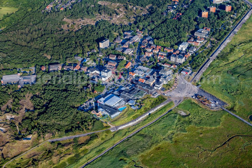 Aerial photograph Sankt Peter-Ording - Townscape on the seacoast of North Sea in Sankt Peter-Ording in the state Schleswig-Holstein