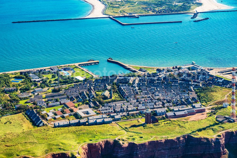 Helgoland from the bird's eye view: Townscape on the seacoast Oberland in Helgoland in the state Schleswig-Holstein, Germany