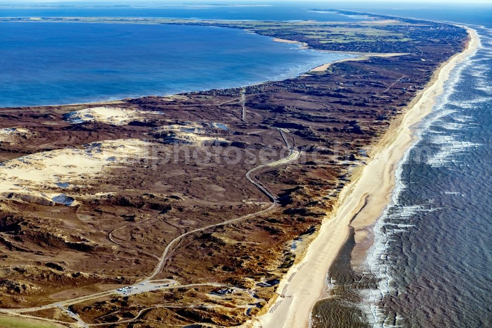 Aerial photograph List - Townscape on the seacoast in List on Island Sylt in the state Schleswig-Holstein, Germany