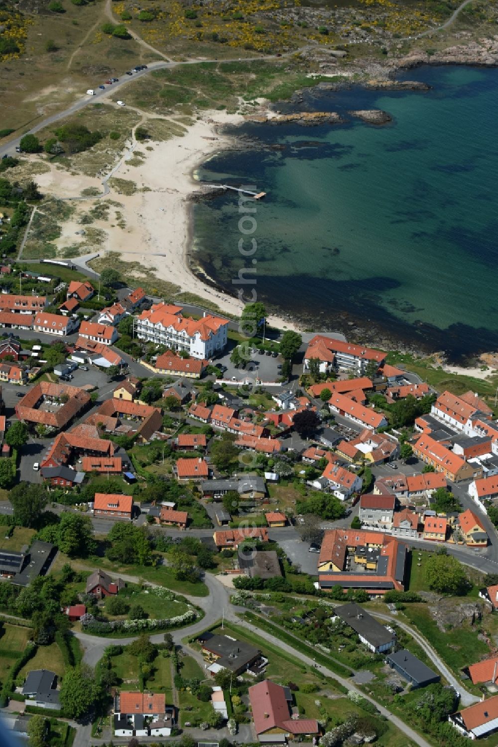 Aerial photograph Allinge- Sandvig - Townscape on the seacoast of Baltic Sea on Bornholm Island in Allinge- Sandvig in Region Hovedstaden, Denmark