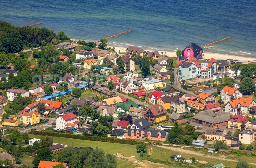 Niechorze Horst from the bird's eye view: Townscape on the seacoast of Baltic Sea in Niechorze Horst in West Pomerania, Poland