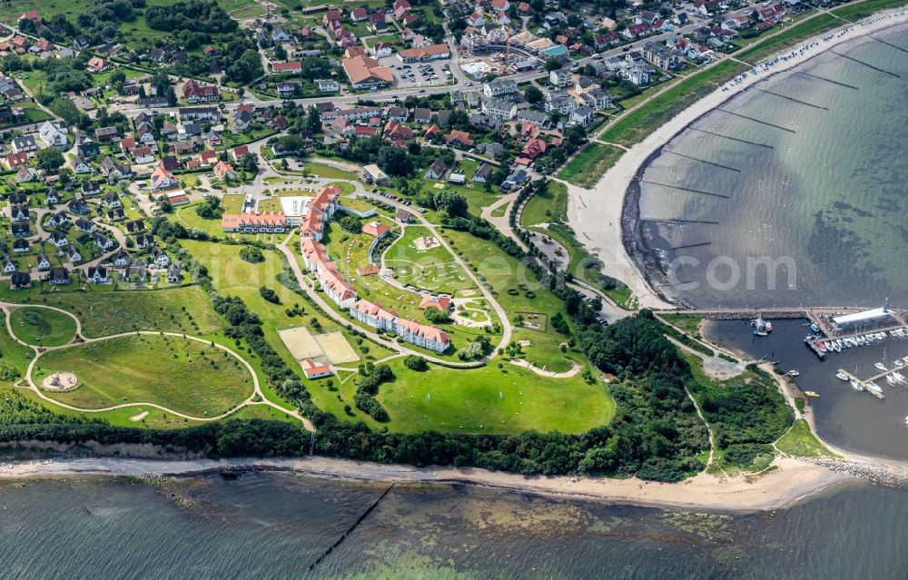 Aerial image Glowe - Townscape on the seacoast of baltic sea Ruegen in Glowe in the state Mecklenburg - Western Pomerania