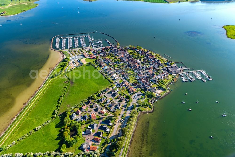 Aerial photograph Maasholm - Town view with the sailing ports on the seashore of the Baltic Sea in Maasholm in the state of Schleswig-Holstein