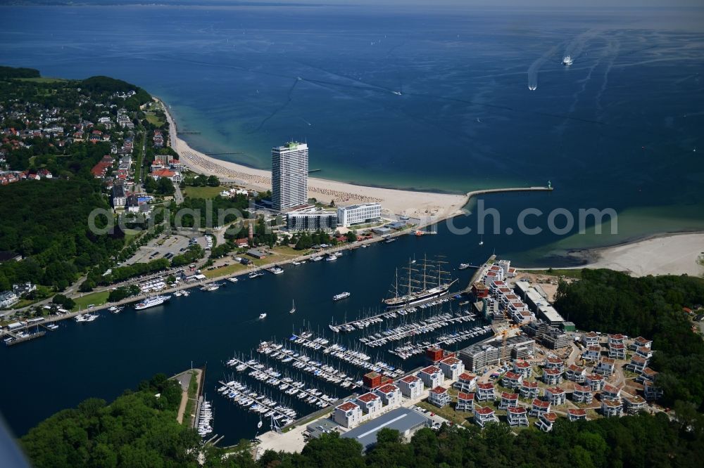 Aerial image Travemünde - Townscape on the seacoast of Baltic Sea in Travemuende in the state Schleswig-Holstein, Germany