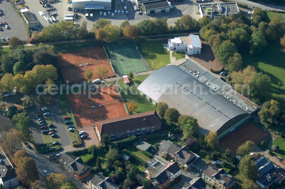 Aerial photograph Kamen - Mehrfamilien-Wohnhaus am Sportplatz an der Westicker Strasse 39 in 59174 Kamen - ein Projekt der Unternehmensgruppe Markus Gerold.