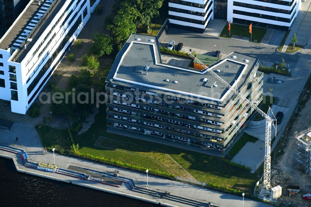 Aerial photograph Rostock - Multi-family house on Konrad-Zuse-Strasse in Rostock in the state Mecklenburg - Western Pomerania, Germany