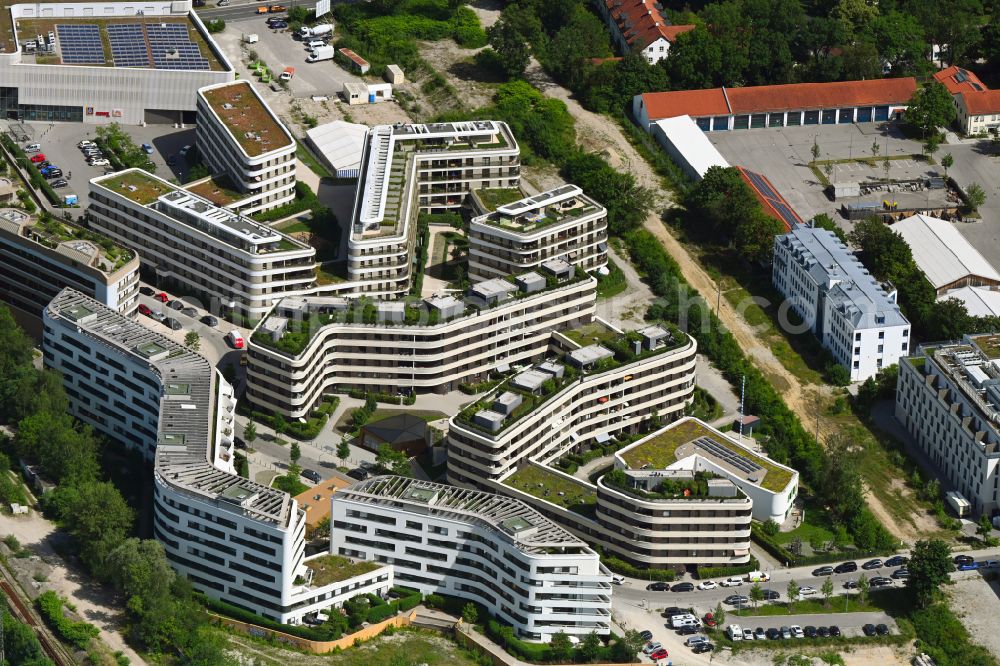 Aerial photograph München - Multi-family residential complex Baumkirchen Mitte on Hermann-Weinhauser-Strasse in Munich in the state Bavaria, Germany