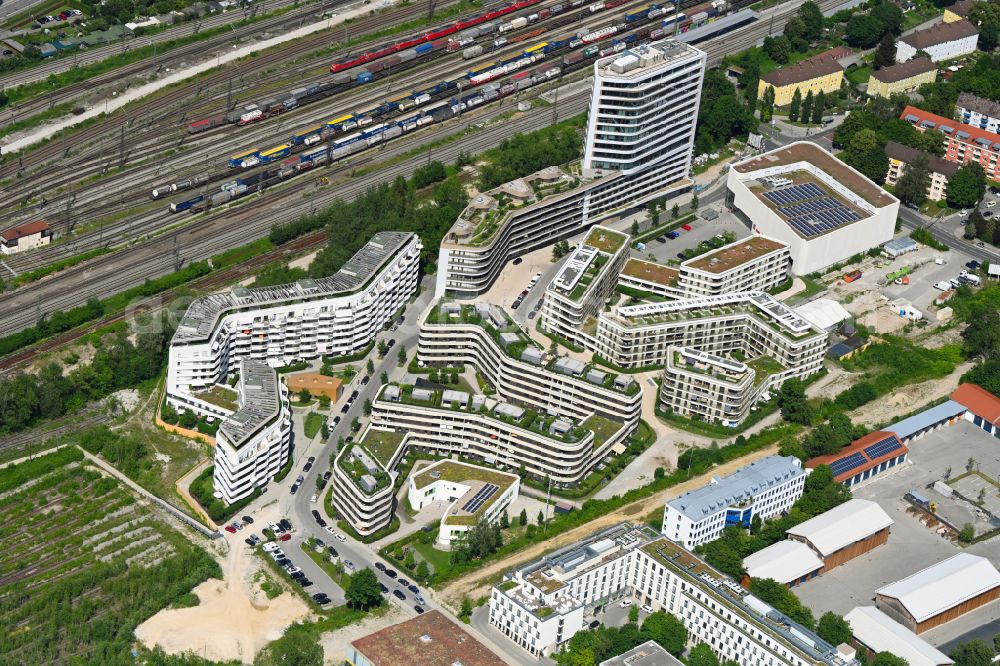 München from above - Multi-family residential complex Baumkirchen Mitte on Hermann-Weinhauser-Strasse in Munich in the state Bavaria, Germany