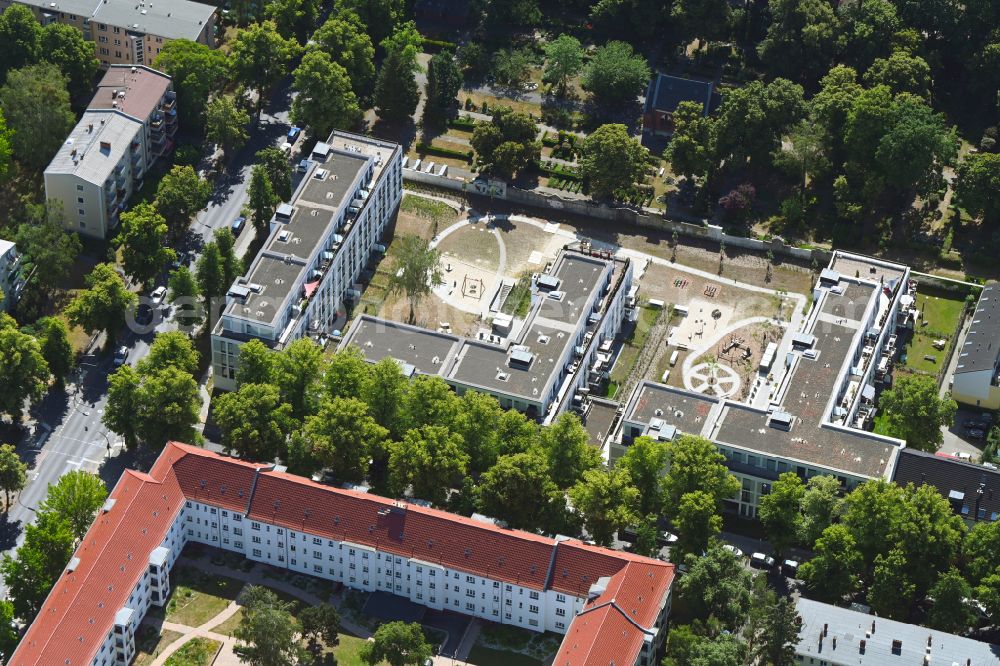 Berlin from above - New multi-family residential complex Dessauerstrasse - Retzowstrasse in the district Lankwitz in Berlin, Germany