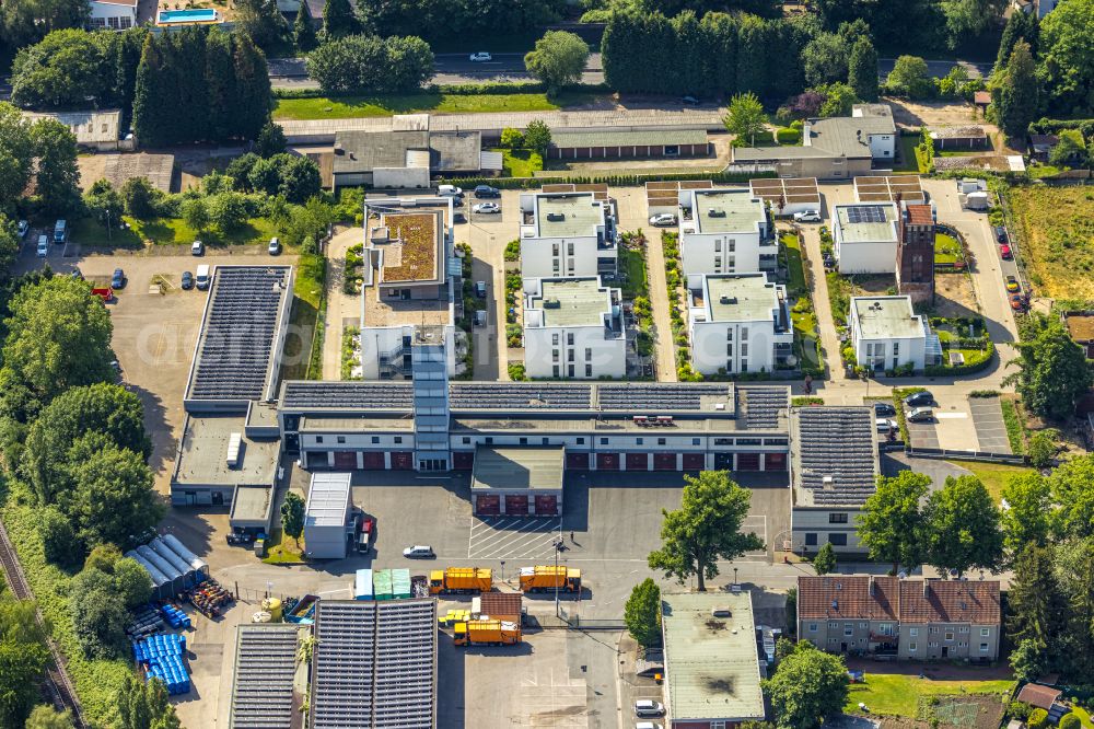 Aerial photograph Gladbeck - Multi-family residential complex of GWP Roter Turm GmbH along the Grabenstrasse in the district Gelsenkirchen-Nord in Gladbeck in the state North Rhine-Westphalia